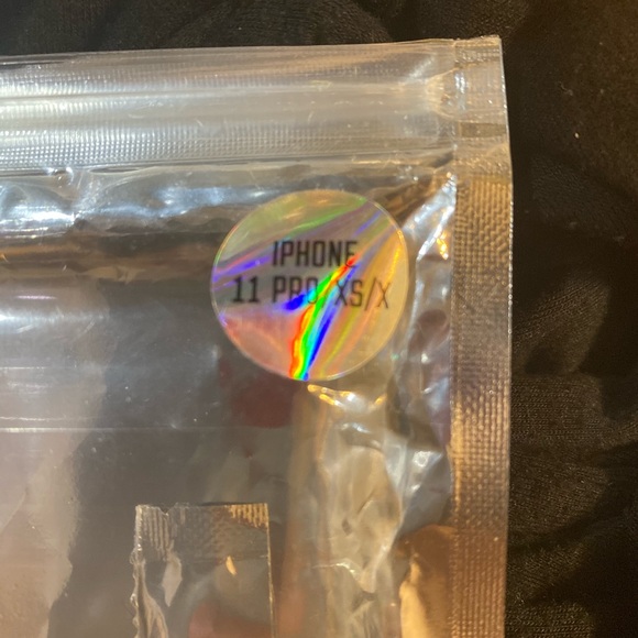 Victoria’s Secret PINK cell phone case - Picture 3 of 4